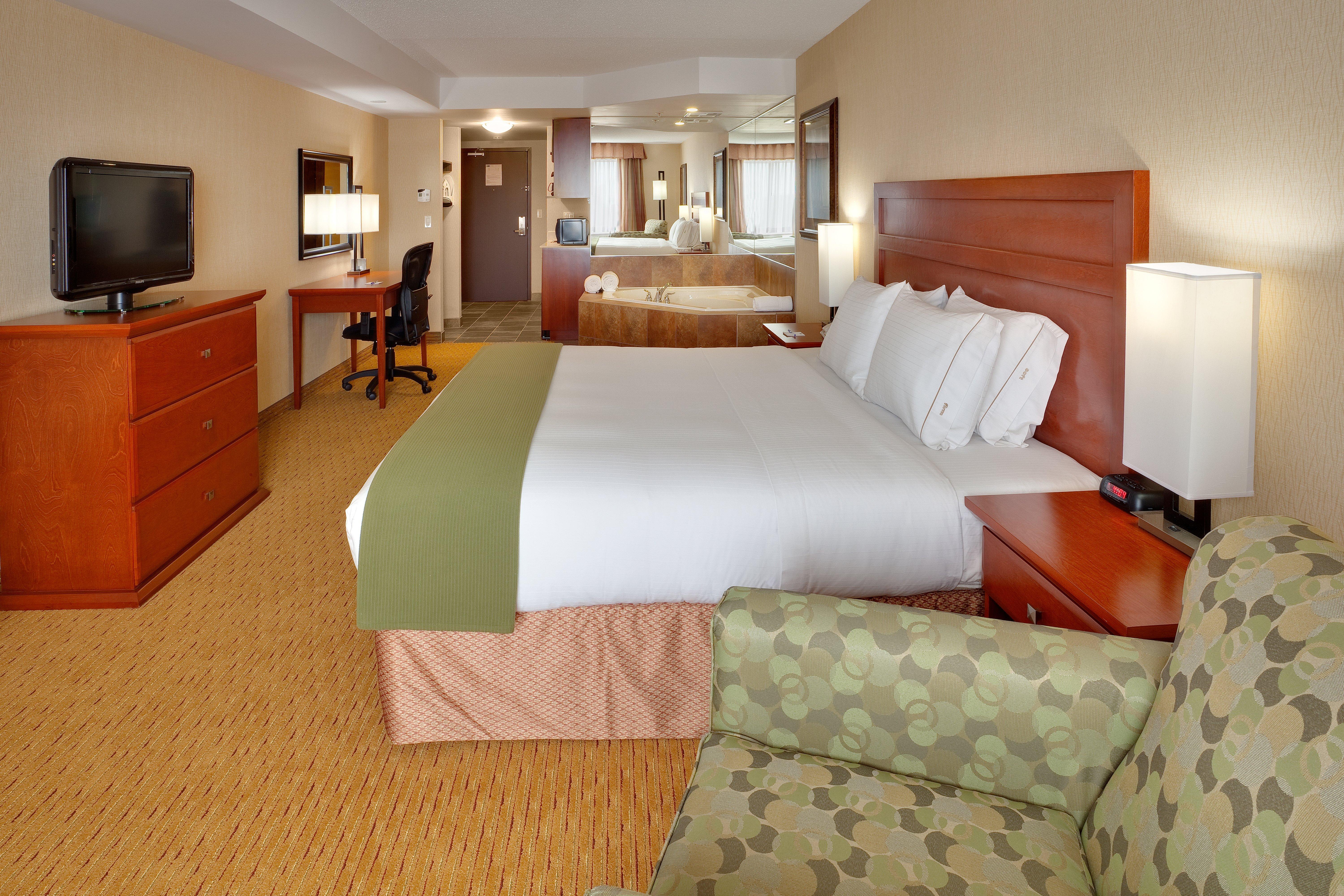 Holiday Inn Express Hotel & Suites Clarington - Bowmanville, An Ihg Hotel Zewnętrze zdjęcie