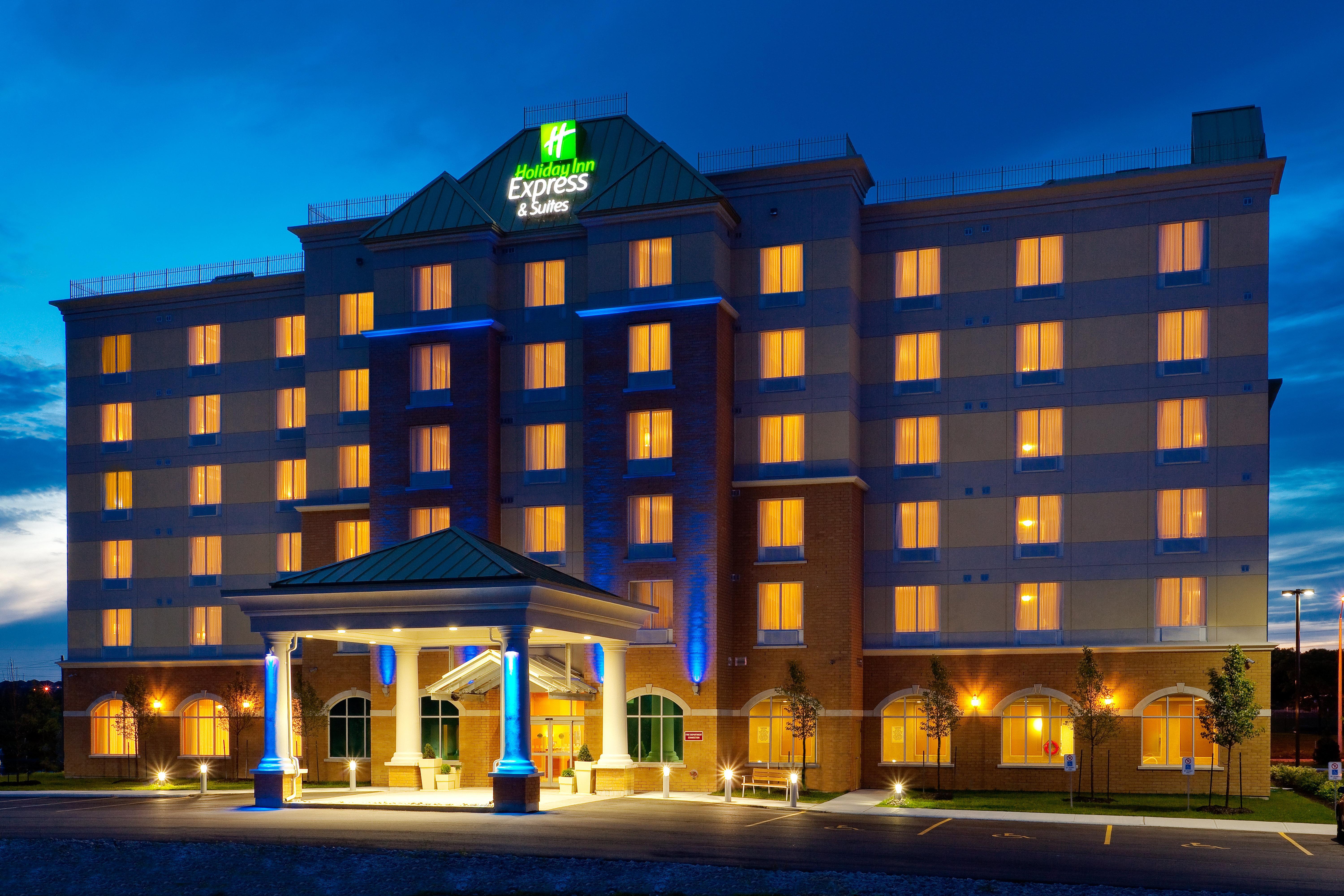 Holiday Inn Express Hotel & Suites Clarington - Bowmanville, An Ihg Hotel Zewnętrze zdjęcie